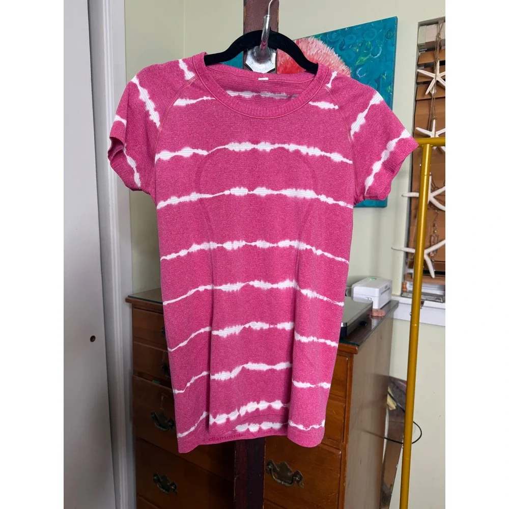 Lululemon Tie-Dye Swiftly Size 8